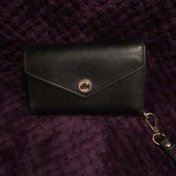 Michael Kors Handbags - MK wallet